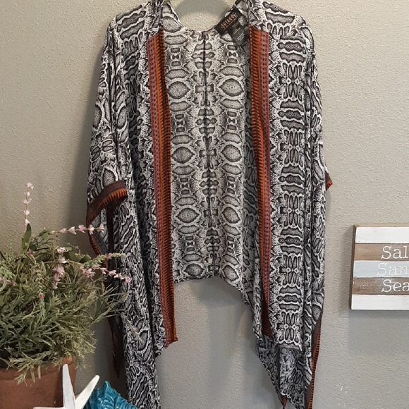 Shyanne Jackets & Blazers - Shyanne Shrug/kimono One Size